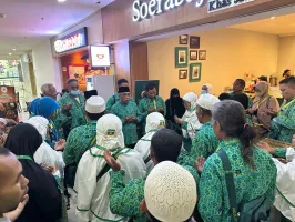 Maret 2023 Umroh Reguler - 04 Maret 2023 (Start Surabaya) 14 img_20240131_wa1011