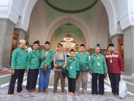 November 2023 Umroh Reguler - 22 November 2023 (Strat Surabaya) 12 img_20240201_wa1186