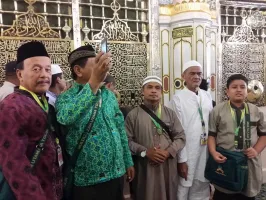 Juni 2019 UMROH SYAWAL 15 JUNI 2019 6 umroh_syawal_15_juni_2019_6