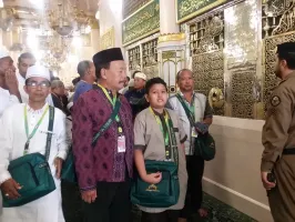 Juni 2019 UMROH SYAWAL 15 JUNI 2019 8 umroh_syawal_15_juni_2019_8