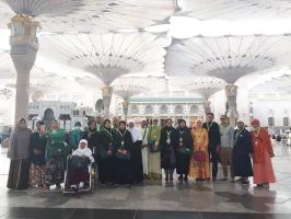 Februari 2018 UMROH 16 FEBRUARI 2018 7 whatsapp_image_2018_02_17_at_6_36_15_pm