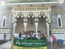 Februari 2018 UMROH 22 FEBRUARI 2018 19 whatsapp_image_2018_02_28_at_1_10_57_pm