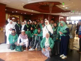 Maret 2018 UMROH 10 MARET 2018 4 whatsapp_image_2018_03_11_at_12_16_42_pm