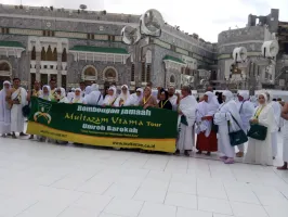 Desember 2018 Umroh Barokah 4 Desember 2018 bintang 3  6 whatsapp_image_2018_12_05_at_12_35_41