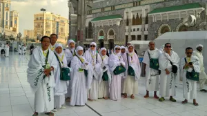 Desember 2018 UMROH BAROKAH 4 DESEMBER BINTANG 5 2018 32 whatsapp_image_2018_12_10_at_11_05_34_1