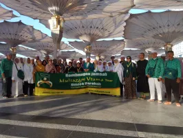 Desember 2018 Umroh Barokah 4 Desember 2018 bintang 3  53 whatsapp_image_2018_12_10_at_12_27_35